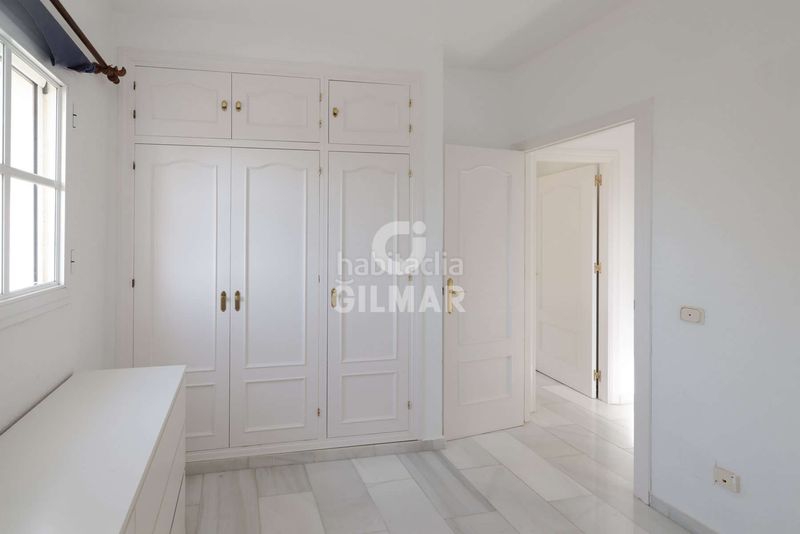 Foto b5bd1cbf-cb62-4c25-a0df-d0def23d73e9. Casa adossada amb calefacció piscina a La Concha - Resina Golf Estepona