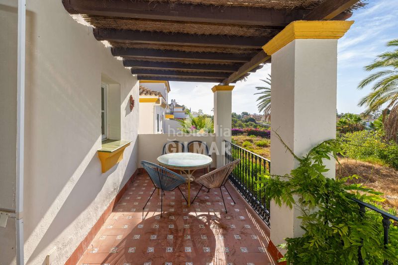Foto d003c0b3-56f1-4bce-a952-422483be5a3d. Casa adossada amb calefacció piscina a La Concha - Resina Golf Estepona
