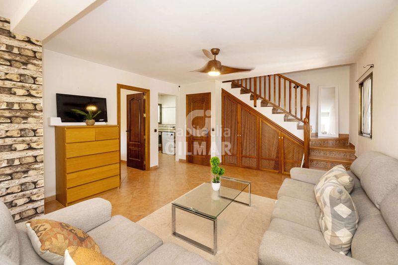 Foto ab33fb37-b27f-4950-8715-fd88a2382226. Casa adossada a Atalaya - Isdabe Estepona