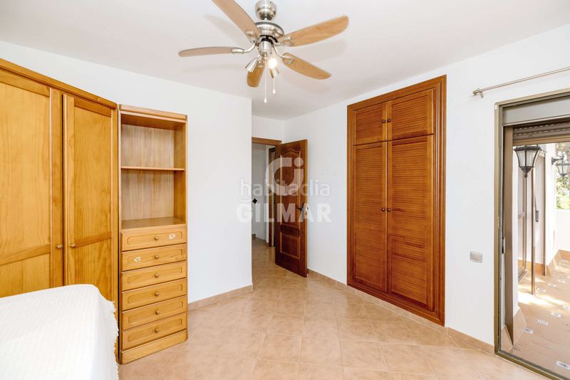 Foto b4aa19c2-5db3-4e57-aec9-473ace8f94f1. Casa adossada a Atalaya - Isdabe Estepona