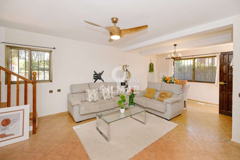 Foto c8b93925-a269-4567-9de0-c81b95ddebf2. Casa adossada a Atalaya - Isdabe Estepona