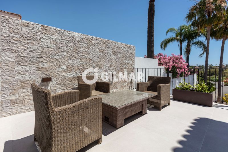 Foto af3a74ff-0ea0-4d71-b339-f25621d072d1. Xalet amb aparcament piscina a Nueva Atalaya Estepona