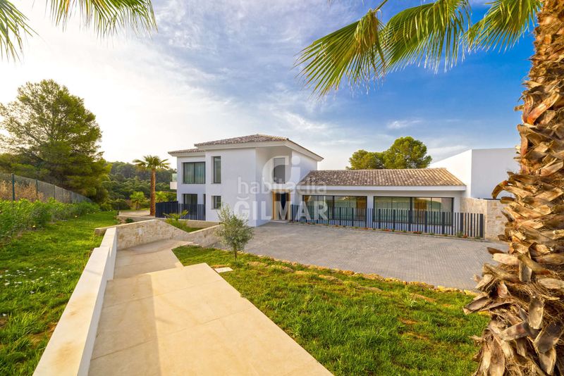 Foto d3c2f6fc-e134-4ff9-b2a8-8d172423bf25. Chalet en Sotogrande alto Sotogrande