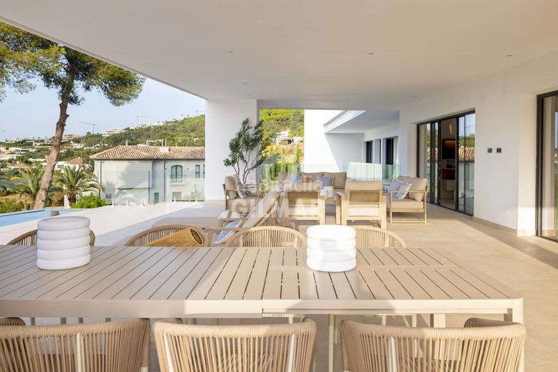 Foto d6b53db9-92f5-4563-a97f-5c1f96c6fa7f. Chalet en Sotogrande alto Sotogrande