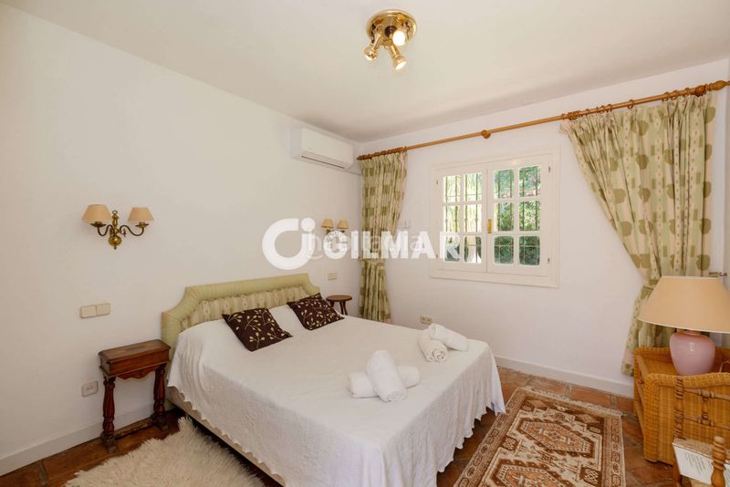 Foto add0f1b7-2e47-433d-9375-fb637eb1b64c. Xalet amb calefacció aparcament piscina a Los Flamingos Benahavís