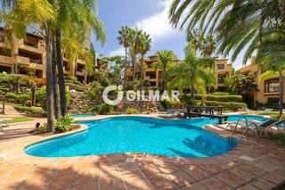 Dúplex a Nueva Atalaya. Magnífico ático dúplex de 3 dormitorios y 3 baños, ubicado en un