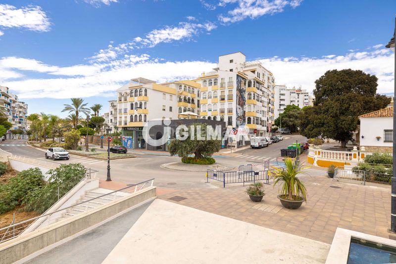 Foto f10d2f6d-14d4-47f6-b089-da76566eedf8. Àtic amb calefacció aparcament a puerto de Estepona Estepona