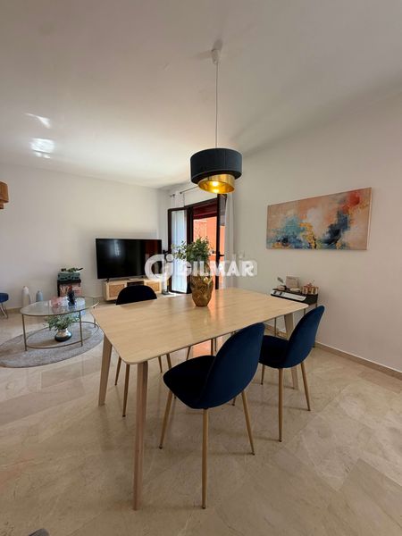 Foto 094b8417-25ee-41c6-b43f-20ba146d561f. Apartament amb calefacció aparcament piscina a puerto de Estepona Estepona