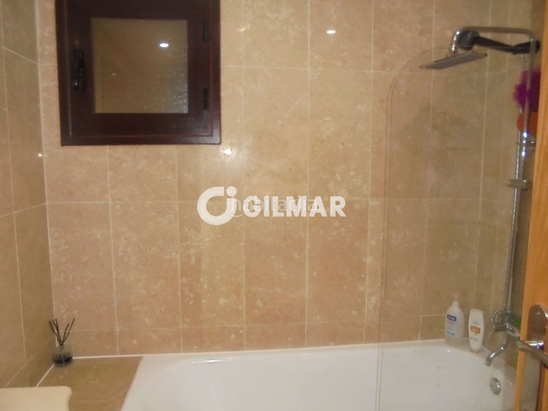 Foto 0dd53aa2-26a8-4180-a602-d66a9a35095e. Piccolo appartamento con riscaldamento parcheggio piscina in Estepona