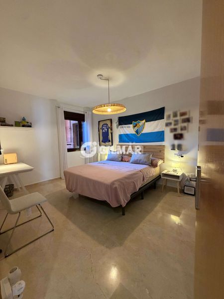 Foto f1993067-538e-4e54-a89c-1147864c50d4. Apartament amb calefacció aparcament piscina a puerto de Estepona Estepona