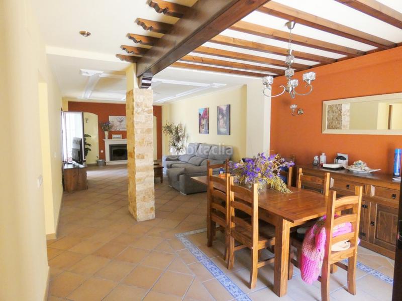 Foto 0a3a6b6c-7740-4b44-8bec-2e92d507bf84. Chalet avec piscine dans La Barrosa Chiclana de la Frontera