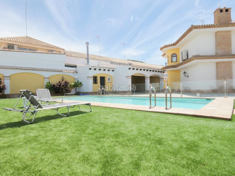 Foto 111f81b4-602c-42c2-b0e9-95ca13d9cf59. Chalet avec piscine dans La Barrosa Chiclana de la Frontera
