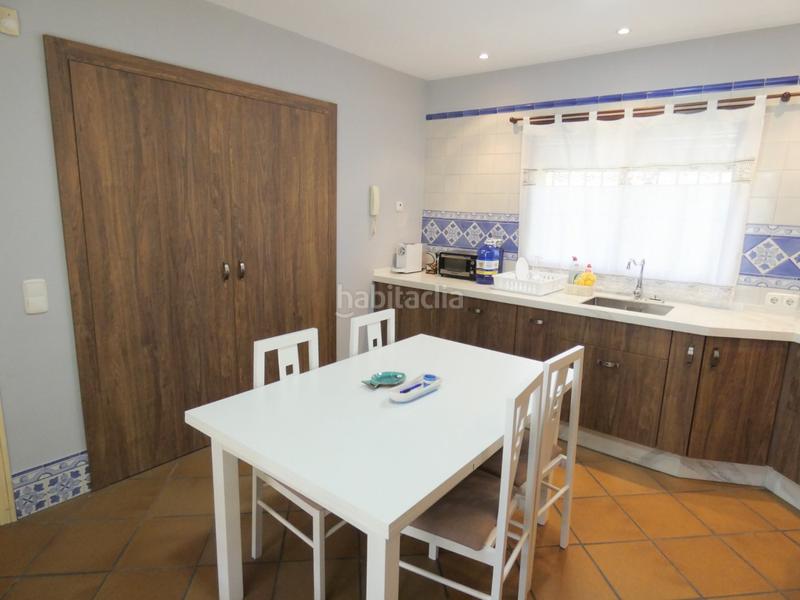 Foto 2bac9750-df44-45cf-aec2-f8977c8a275d. Chalet avec piscine dans La Barrosa Chiclana de la Frontera