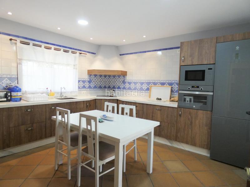 Foto 84fd1649-4aa8-46f4-93c6-3f8ded061f71. Chalet avec piscine dans La Barrosa Chiclana de la Frontera