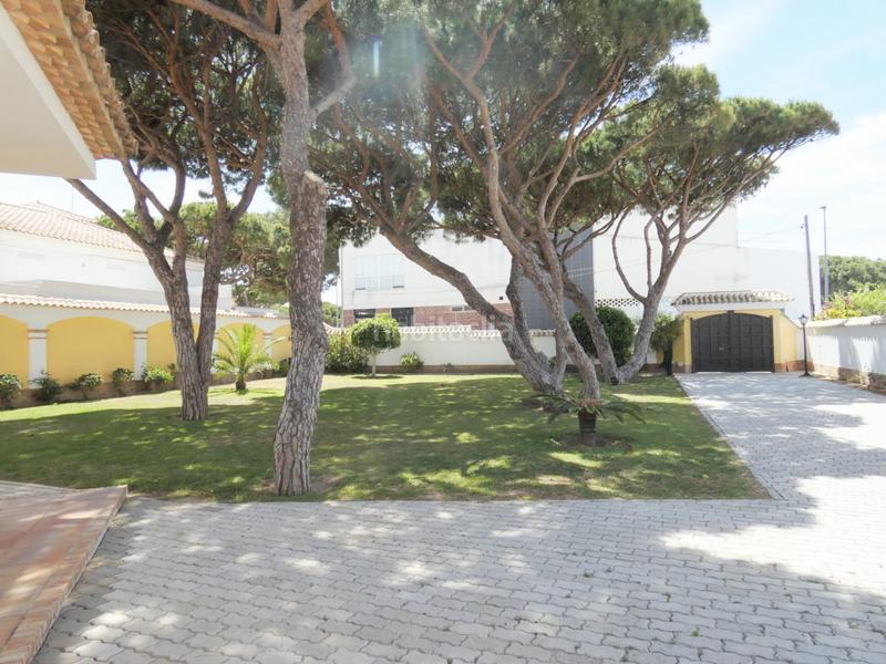 Foto 9be5e558-63a8-4e9c-b809-259df1086df5. Chalet avec piscine dans La Barrosa Chiclana de la Frontera