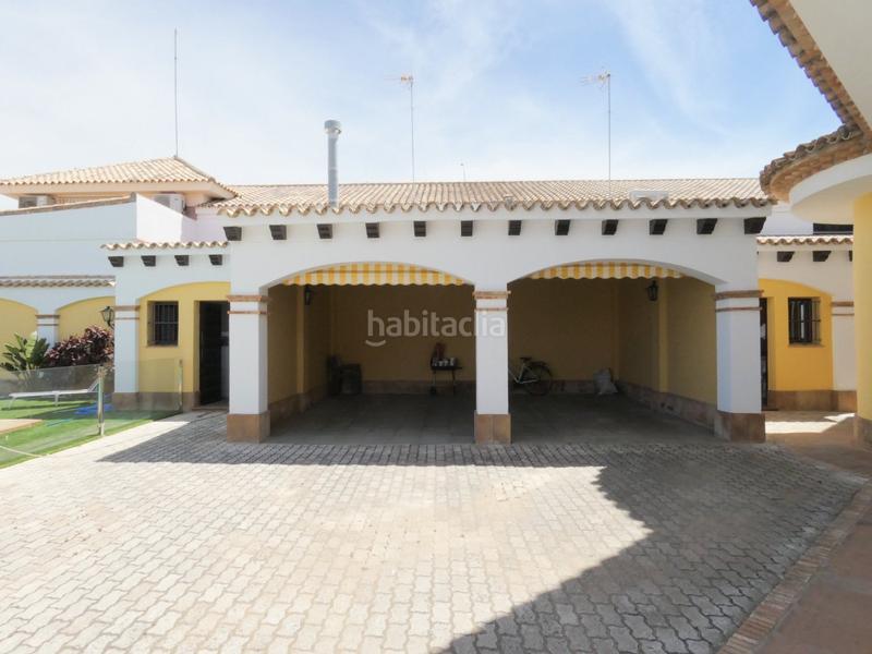 Foto d11bd3f8-f3f0-44ef-a357-f233cb4c3050. Chalet avec piscine dans La Barrosa Chiclana de la Frontera