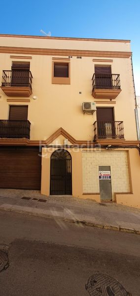 Foto 2c8684d8-eff7-4123-829f-4b280169bb94. Local comercial a calle salsipuedes 3 a La Banda - Campo de Fútbol Chiclana de la Frontera