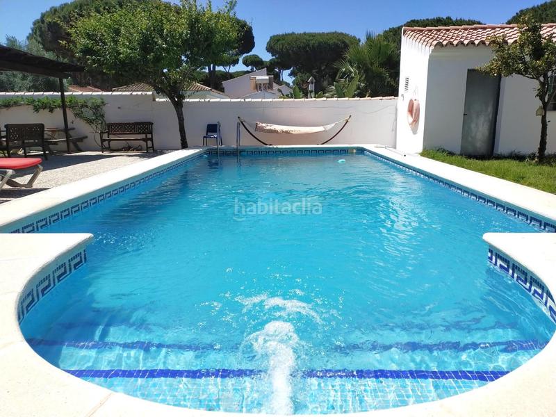 Foto 2374423a-fa68-4c0d-9dce-ef9bf626f73f. Chalet avec chauffage parking piscine dans Los Gallos Chiclana de la Frontera