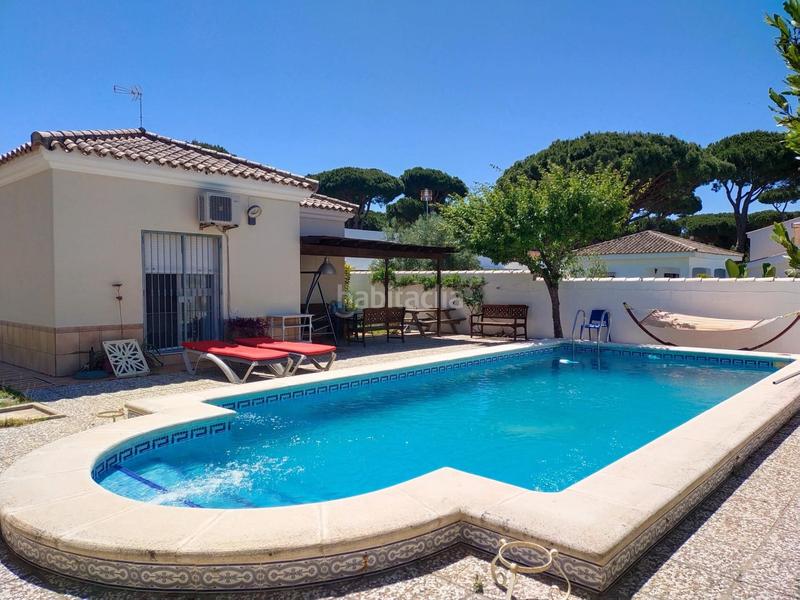 Foto 382b51b3-b8f7-422c-a746-de671e073bd9. Chalet avec chauffage parking piscine dans Los Gallos Chiclana de la Frontera