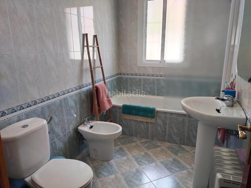 Foto 59203864-9bfb-49a4-95b8-3c01bcc0de30. Chalet avec chauffage parking piscine dans Los Gallos Chiclana de la Frontera