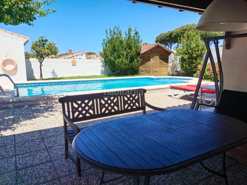 Foto e24a530d-d991-4212-87db-541298e39336. Chalet avec chauffage parking piscine dans Los Gallos Chiclana de la Frontera