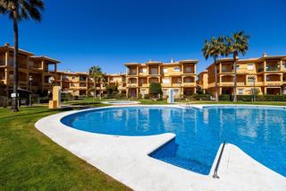 Appartement à Novo Sancti Petri. Apartamento en novo sancti petri en urbanizacion costa gadir