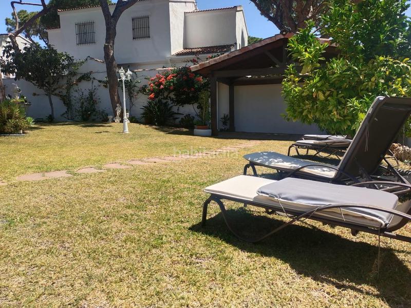 Foto 43fc4717-c244-4c78-aaa7-8556bb9d23c4. Xalet amb aparcament a La Barrosa Chiclana de la Frontera