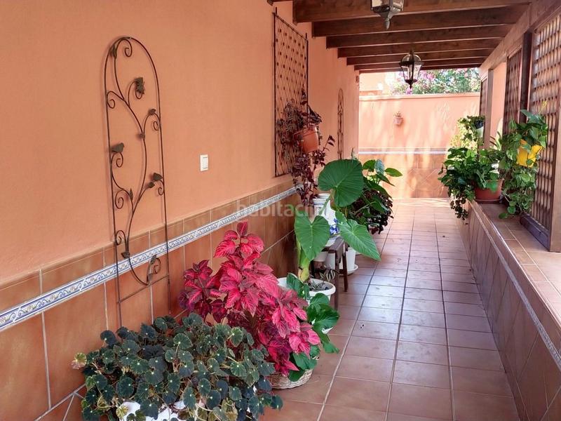 Foto 954d4039-1c54-4061-b3d2-7afa9316a311. Xalet amb aparcament a La Barrosa Chiclana de la Frontera