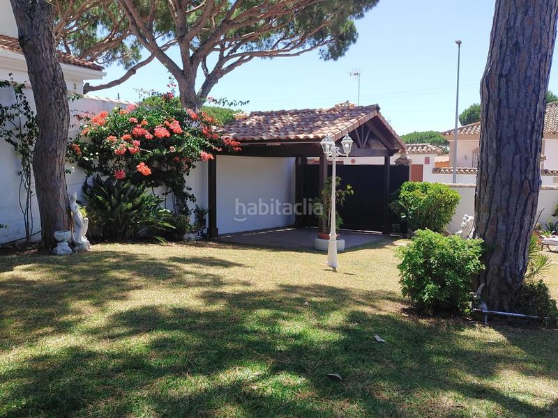 Foto 990da0b6-c537-4080-90d8-f00e99669e36. Xalet amb aparcament a La Barrosa Chiclana de la Frontera