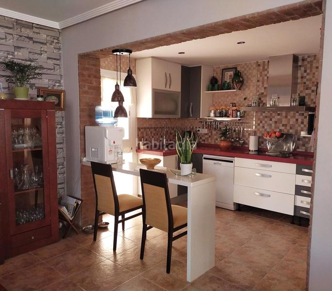 Foto eab41098-cf92-43f5-b9e0-7ffdcd4ac7fd. Xalet amb aparcament a La Barrosa Chiclana de la Frontera