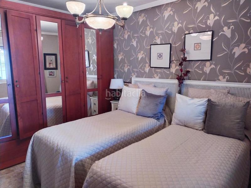 Foto f67b7c4f-24a4-4a98-9fba-6e4787dcd7cf. Xalet amb aparcament a La Barrosa Chiclana de la Frontera