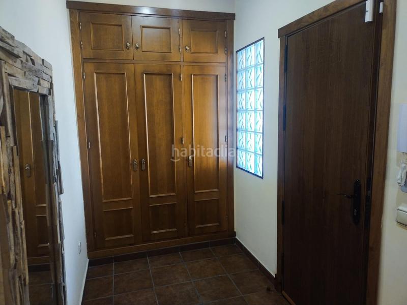 Foto 13833a8d-9c0b-4c87-a1e7-0f990547b1f7. Chalet avec parking piscine dans Los Gallos Chiclana de la Frontera