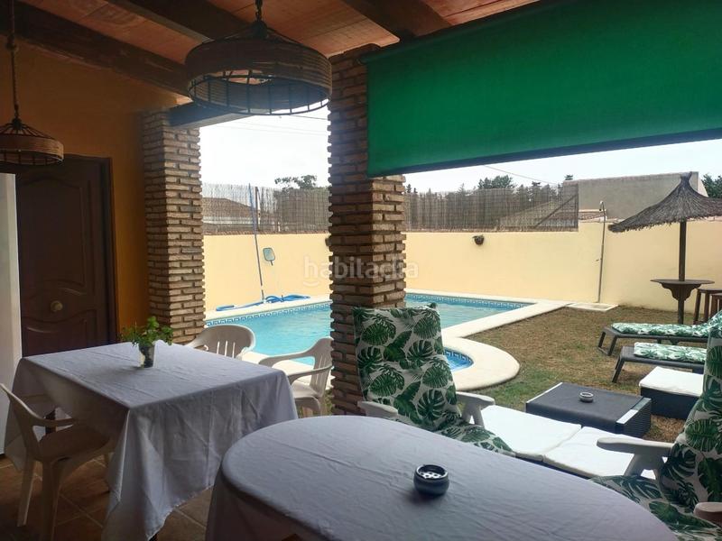 Foto 48058587-7382-4977-aeb7-7a0bd8736164. Chalet avec parking piscine dans Los Gallos Chiclana de la Frontera