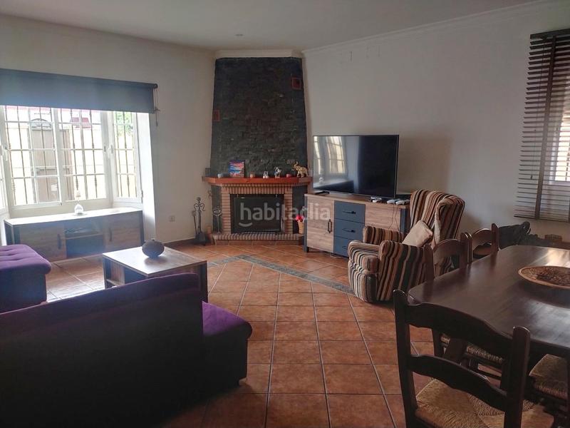 Foto 78992f96-1c3a-4187-90bf-a267a5a193e5. Chalet avec parking piscine dans Los Gallos Chiclana de la Frontera