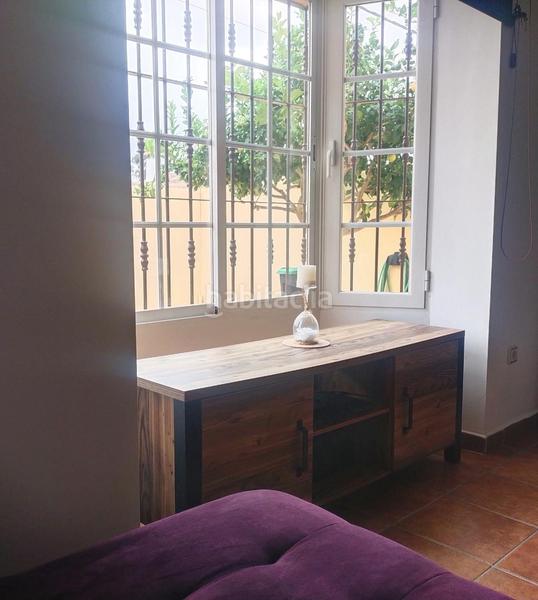 Foto 7cd5d26a-7564-4ee2-9d32-7eec31ce0dd8. Chalet avec parking piscine dans Los Gallos Chiclana de la Frontera