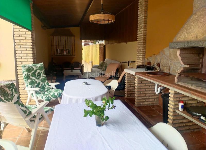 Foto 8346660e-42d5-4bc6-bfbf-1a7ee65c987d. Chalet avec parking piscine dans Los Gallos Chiclana de la Frontera