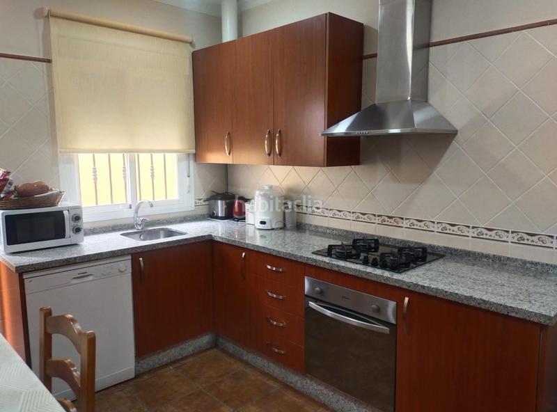 Foto 8739291c-747d-43d5-9f39-f6731f85cab3. Chalet avec parking piscine dans Los Gallos Chiclana de la Frontera