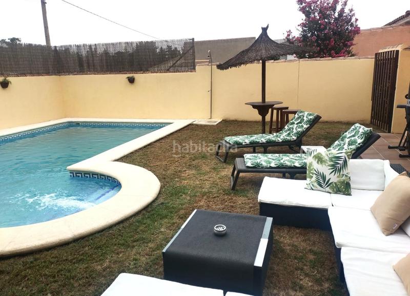 Foto 98bd803f-71fe-4d9d-80ef-457bd8e35a2d. Chalet avec parking piscine dans Los Gallos Chiclana de la Frontera