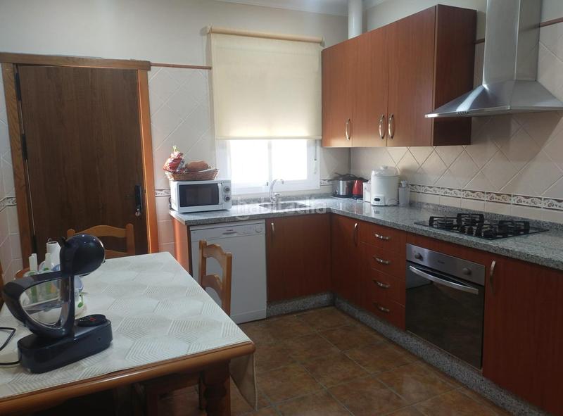 Foto b9aa9bfe-11f2-4fdd-b2fe-2f31bd7098ba. Chalet avec parking piscine dans Los Gallos Chiclana de la Frontera