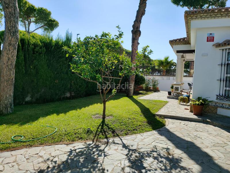 Foto 788c52c5-5070-4105-bd4a-91a4e262fb33. Chalet avec chauffage parking piscine dans La Barrosa Chiclana de la Frontera