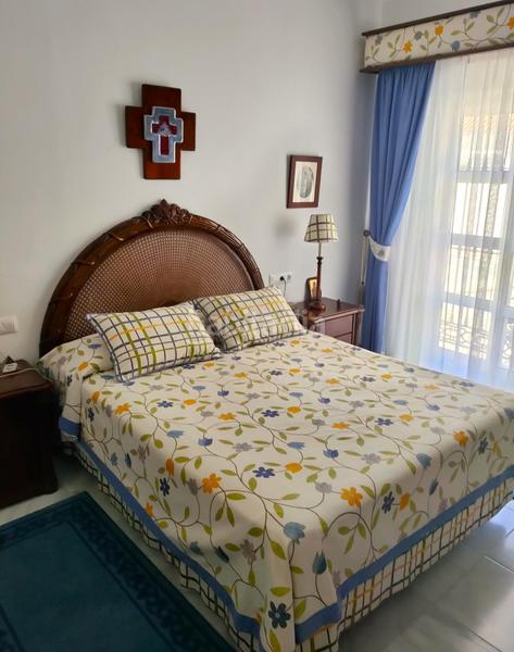 Foto c5cd372d-fba4-4ade-a06d-2f3355a8d64b. Chalet avec chauffage parking piscine dans La Barrosa Chiclana de la Frontera