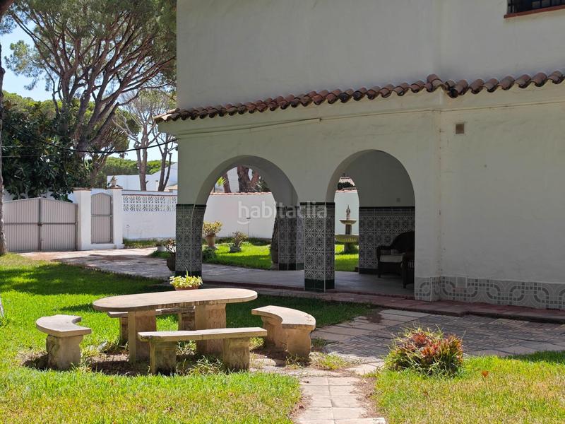 Foto 25046d61-e976-45e0-9452-45381504527b. Chalet in calle jurel el 1 in La Barrosa Chiclana de la Frontera