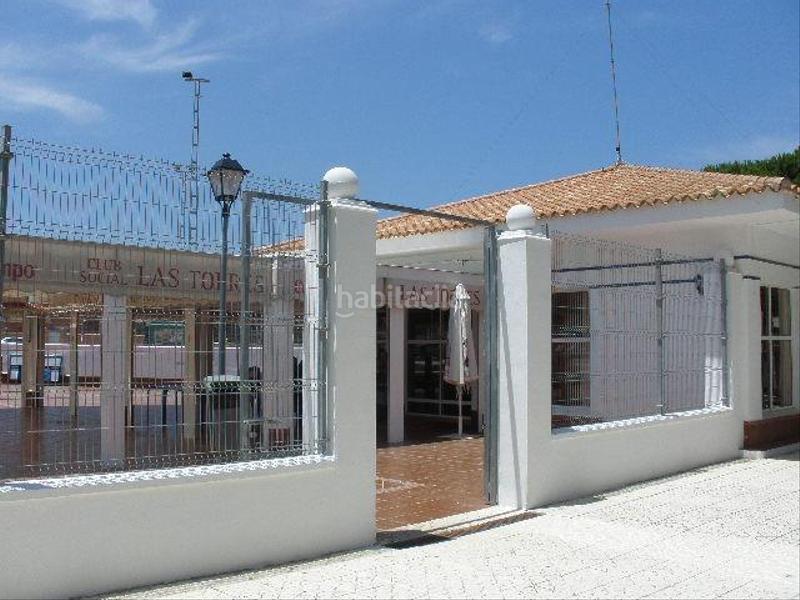 Foto 1b80b510-5c0f-4265-b7b9-f5e8b1d1ce38. Reihenhaus in urbanizacion las torres 170 in La Barrosa Chiclana de la Frontera