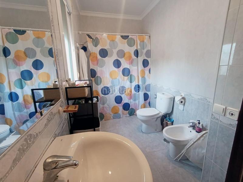 Foto 3546fcea-37cd-4aa1-907a-a8e658f1789d. Chalet fantástico chalet con piscina en Los Gallos Chiclana de la Frontera