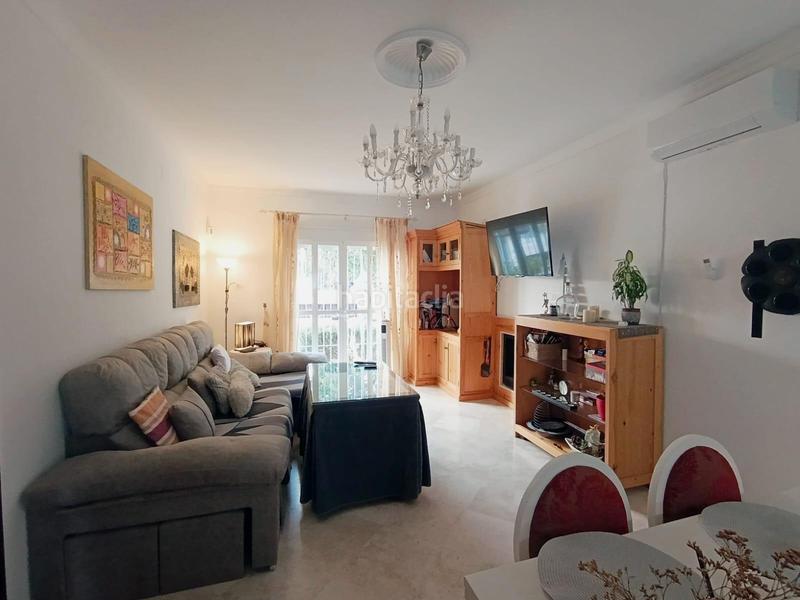 Foto 7f8a19d3-b706-4038-8a69-af39cd62757e. Chalet fantástico chalet con piscina en Los Gallos Chiclana de la Frontera