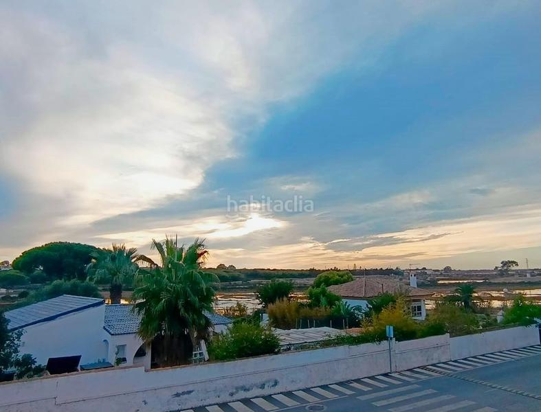 Foto 898b05fa-9b14-4a29-89c8-25515102dec2. Chalet fantástico chalet con piscina en Los Gallos Chiclana de la Frontera