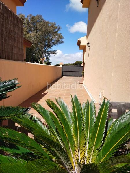 Foto 2519af63-7f8f-4a63-be54-afd011cc2e68. Xalet amb piscina a Los Gallos Chiclana de la Frontera