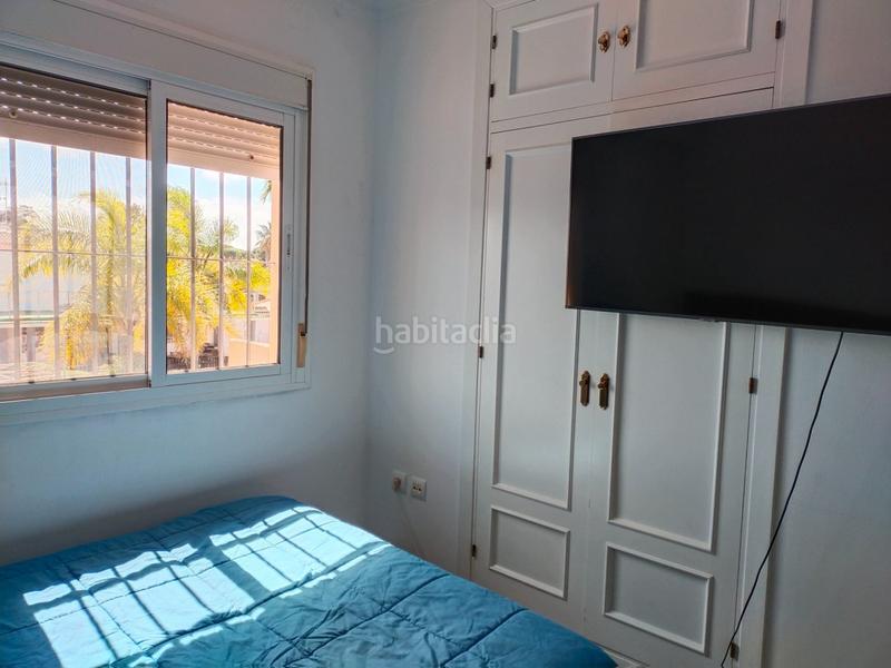 Foto b5402958-34f3-4768-bf2e-ea7fa0b91a24. Xalet amb piscina a Los Gallos Chiclana de la Frontera