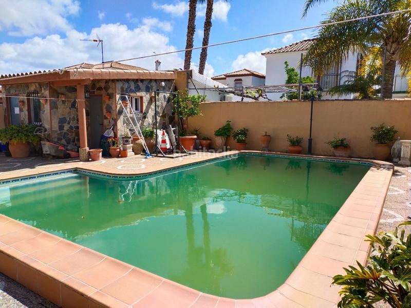 Foto f07ab20a-63fc-4953-8fbe-165a7f4c76a2. Xalet amb piscina a Los Gallos Chiclana de la Frontera