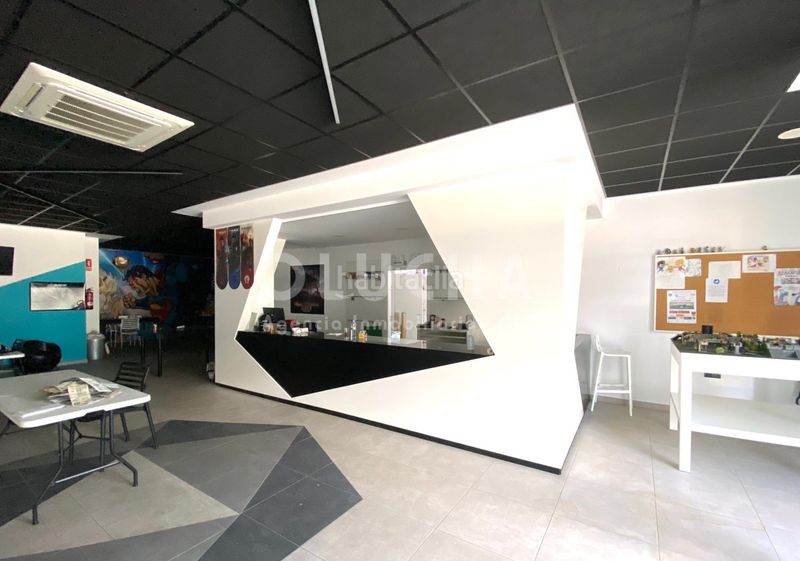 Foto 2f5b8819-189c-4ecc-83a4-e4d24f61c62c. Lloguer local comercial a Onda